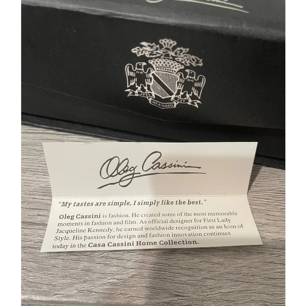 Oleg Cassini Crystal Napkin Rings Set of 4 Casa Cassini Home Collection Clear